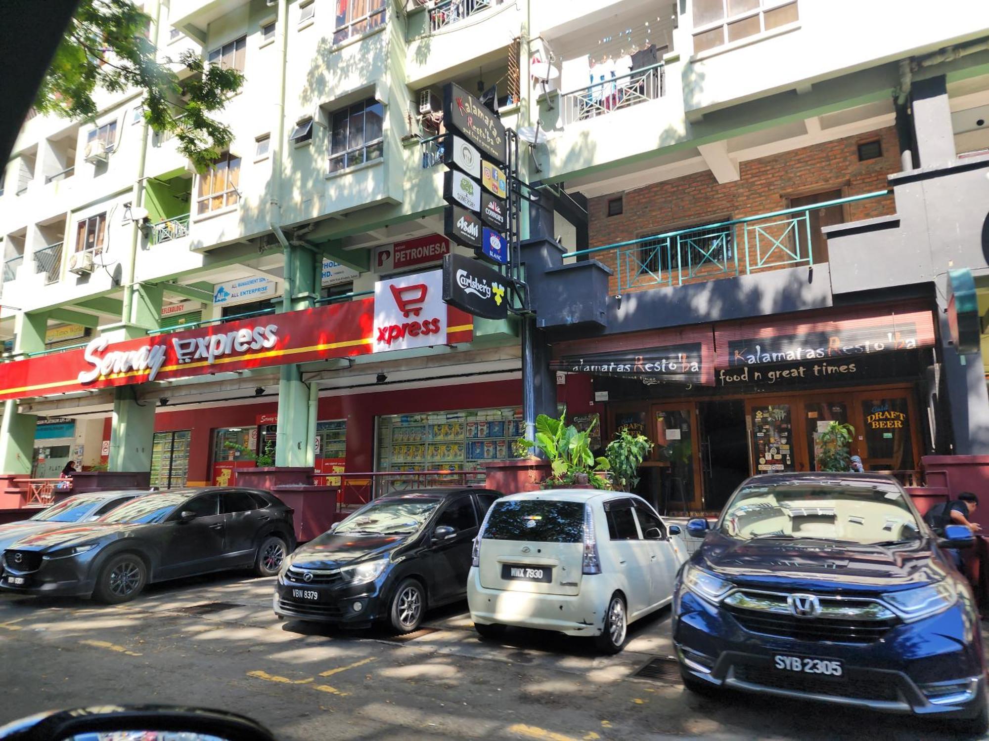 Y Homes Kota Kinabalu Exterior foto